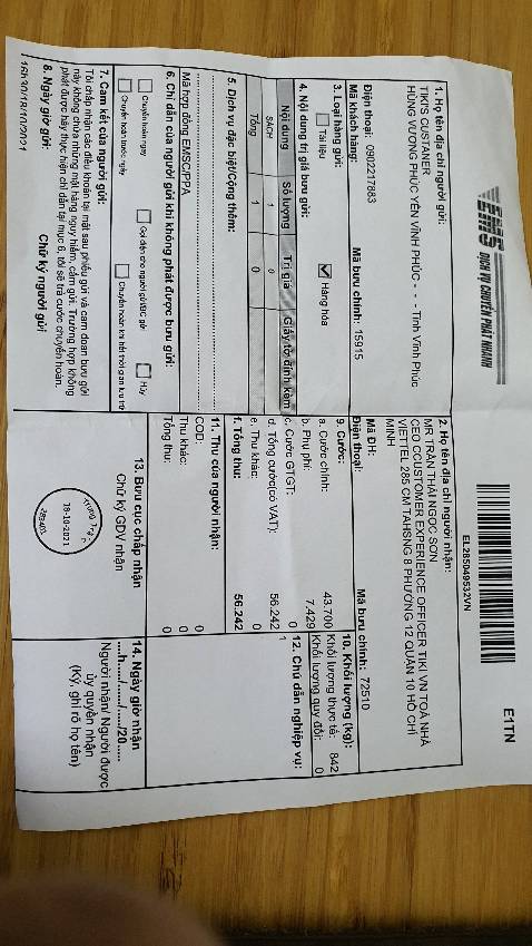 Đánh giá về tiki trading: 
1. Là đơn vị có lịch sử giao hàng không đúng hẹn. 2. thất hứa . 3. Nhân viên tiki ko biết mình đang làm gì. 4. Nhân viên giao hàng của bên thứ 3, là đối tác của tiki giao hàng với yêu cầu khó hiểu, cách thức khó hiểu ko đúng như tiki thông báo. Quý anh CEO sơn của tiki tự nhận trên báo là Customer Experience Officer (ko chắc là quý anh có trả lương cho nhân viên đủ để họ quan tâm đến công việc ko?) => gút dóp óp phít sơ! gút dóp! tôi đã có trải nghiệm thật sẽ ko bao giờ dám quên. Xin cảm ơn tiki đã tặng cho tôi 1 cái phiếu giảm giá 100k. Tôi dùng phiếu này mua tặng quý cty 1 quyển sách (xem hình).