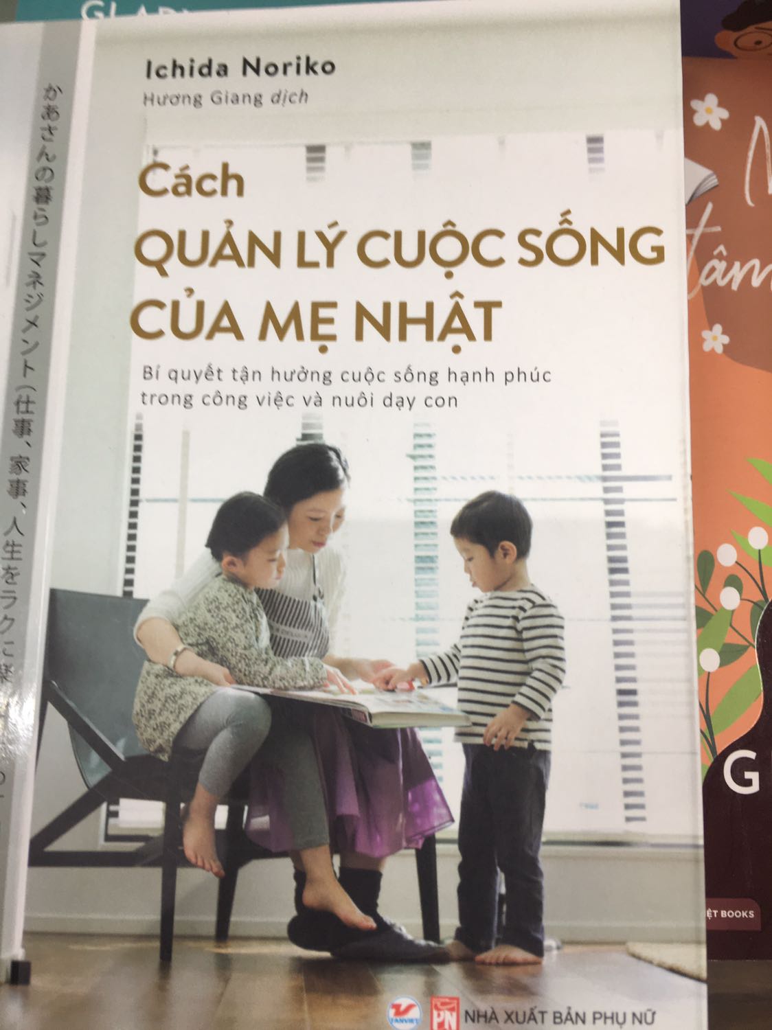 Sách nội dung tham khảo cho việc almf mẹ làm vợ