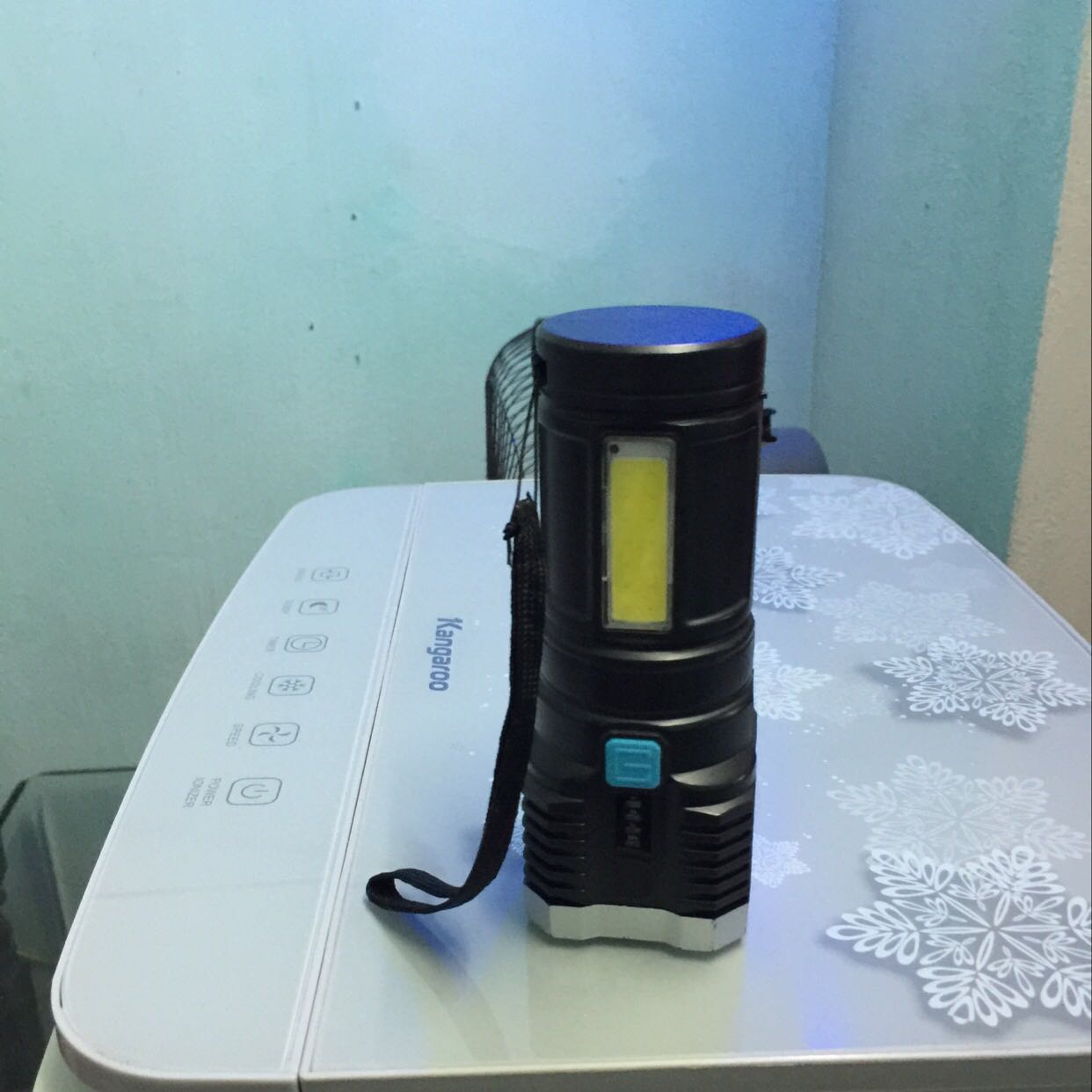 Giao hàng nhanh đóng gói rất an toàn .sp tốt hơn mong đợi chấm 5 sao . Chắc chắn sẽ đồng hành cùng tiki .