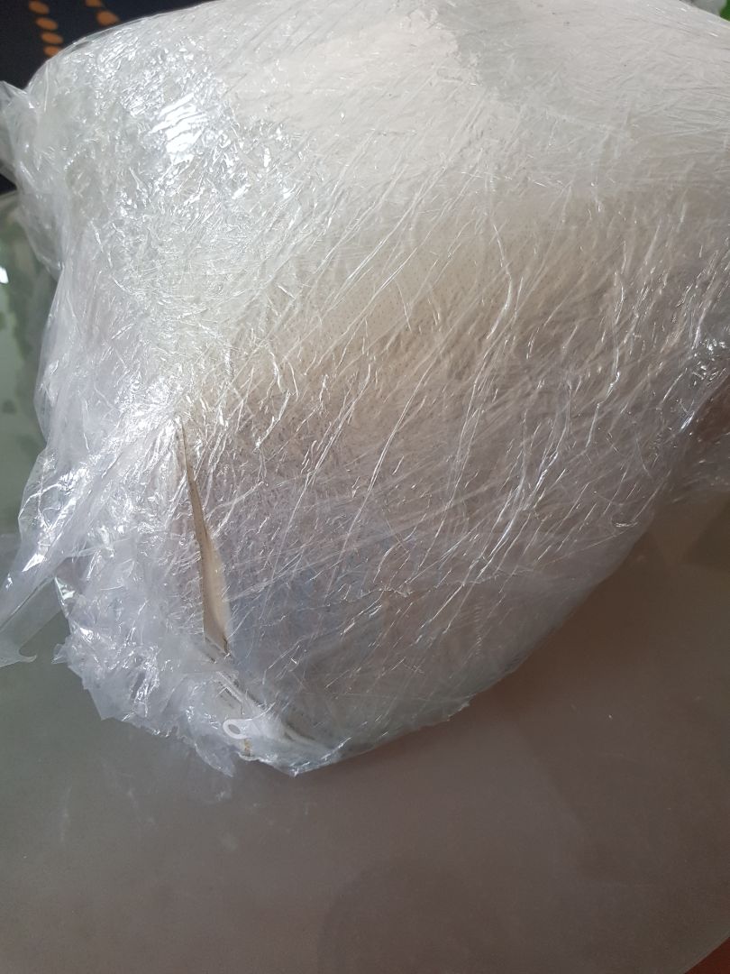 Đóng gói quá không đạt yêu cầu, chưa mở ra đã thấy sản phẩm bị rách. Tôi chọn sản phẩm này dù giá cao hơn các sản phẩm khác cùng loại, vì hy vọng tiền nào của đó, nhưng quá thất vọng. Tôi đề nghị Tiki tiến hành trả hoặc đổi sản phẩm đạt chất lượng.