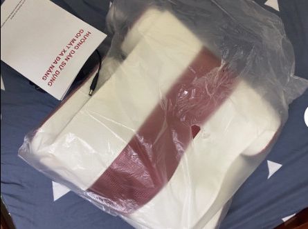 Đã nhận được hàng. Gói hàng chắc chắn. Màu đẹp nhỏ gọn, cảm quan băn đầu ok nha mn. Mình dùng thử rồi cho mn rì viu nha. Cho shop 5*