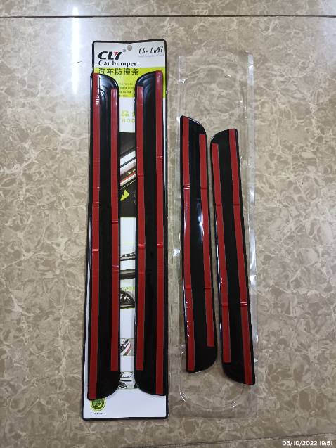 Khá ổn, giá khoảng 100k thì sẽ cho 5 sao. Chất liệu cao su nhìn khá ổn. Có băng dính phía sau.