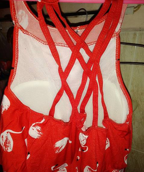 mẫu xinh, size vừa ạ. có điều giao hàng chưa nhanh. sẽ ủng hộ shop tiki uy tín.