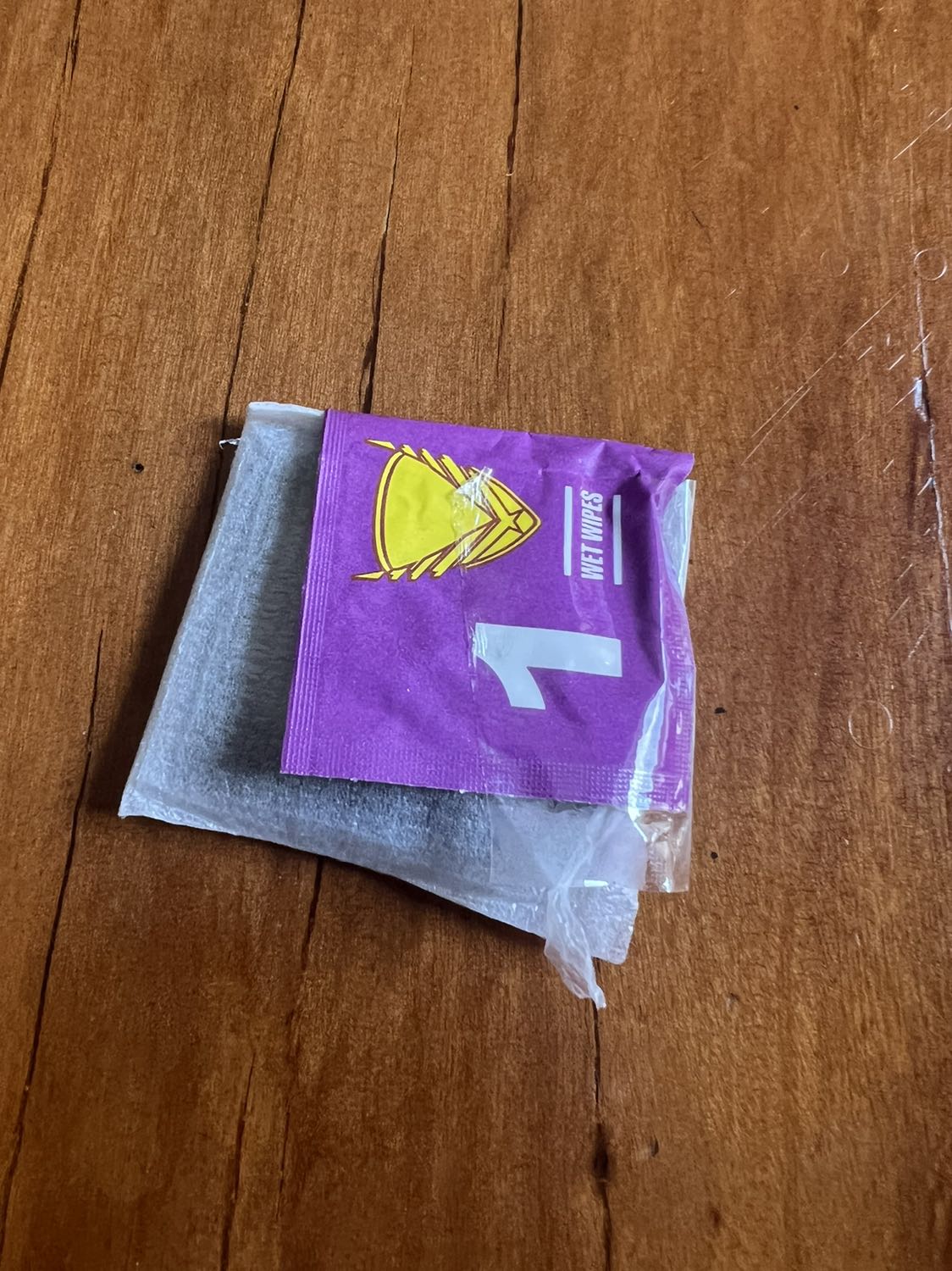 Sản phẩm ok nhưng bám vân tay nhiều quá