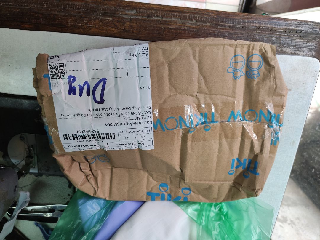 Sản phẩm tốt, lần đầu dùng sạc đầy mất tầm 4h. Sản phẩm đóng gói cũng ok mỗi hộp ngoài bị móp như hình thôi nhưng bên trong sản phẩm vẫn không sao. Pin thì phải dùng một thời gian rồi mới biết chất lượng thế nào nhưng hiện tại thì vẫn cho 5*. Pin 1.2V vẫn dùng bình thường cho đồ yêu cầu pin 1.5V cho những ai băn khoăn.