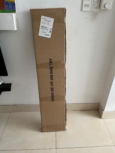 Giao hàng nhanh, đóng gói cẩn thận, rất dễ lắp ráp do có cuốn hướng dẫn. Kệ chắc chắn, đẹp