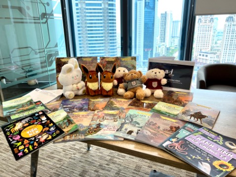 Sách rất đẹp, trình bày minh hoạ rõ ràng, đậm chất lịch sử hào hùng