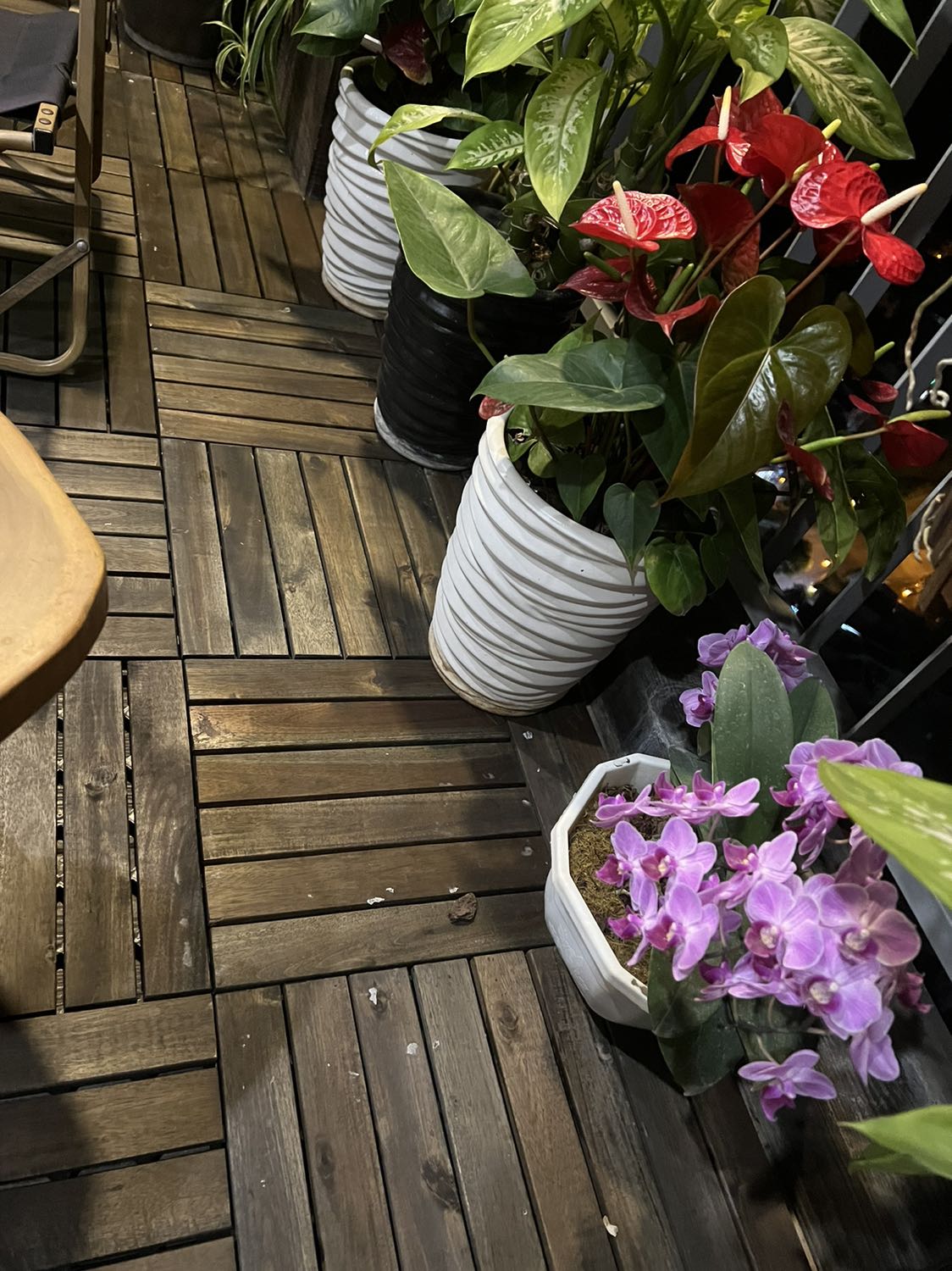 Sp đúng như hình, gỗ đẹp, màu chất, dày dặn. Gửi hàng nhanh. Cảm ơn shop