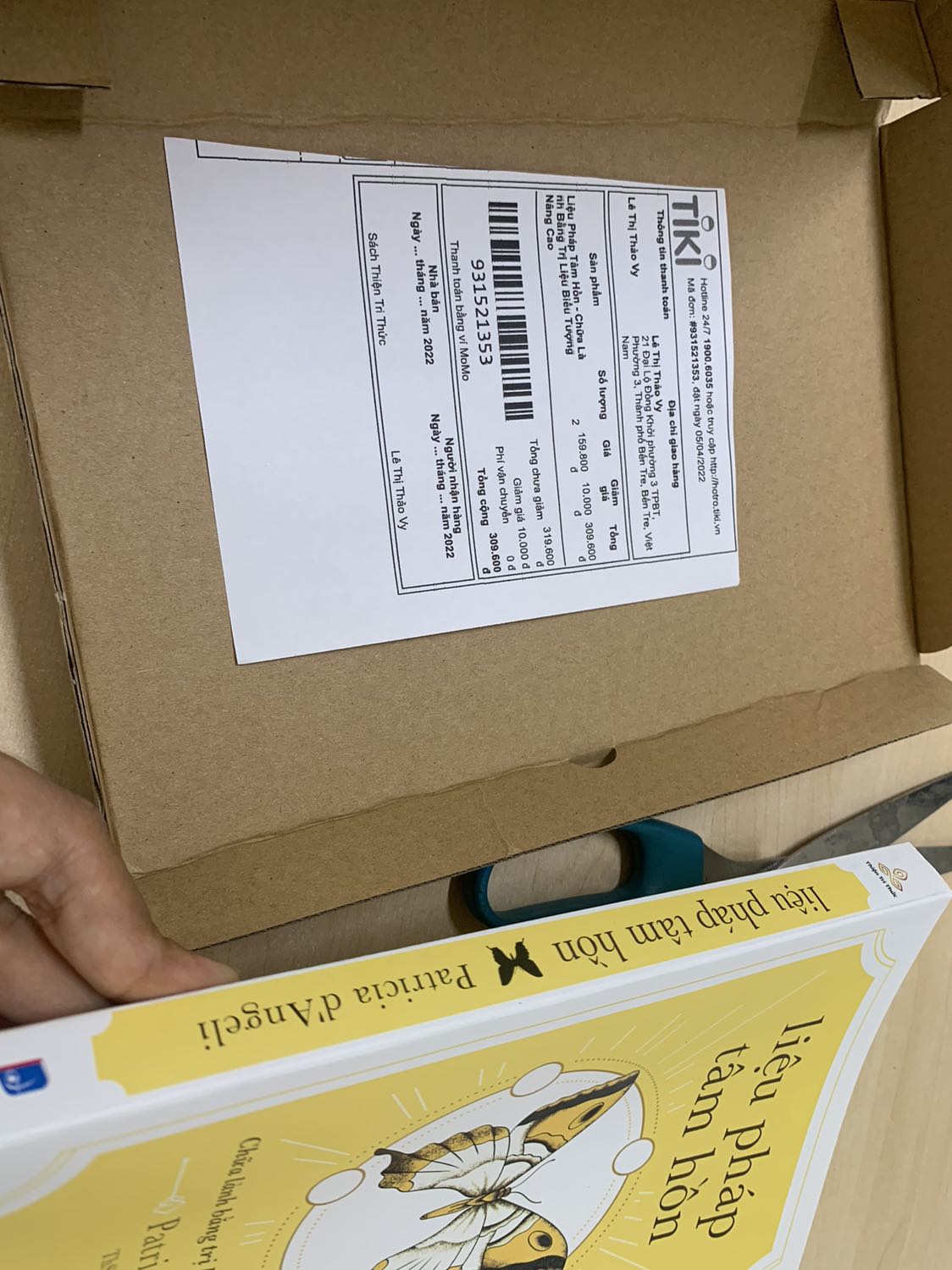 Mình mua 2 quyển mà giao có 1 quyển. Yêu cầu Tiki liên hệ lại