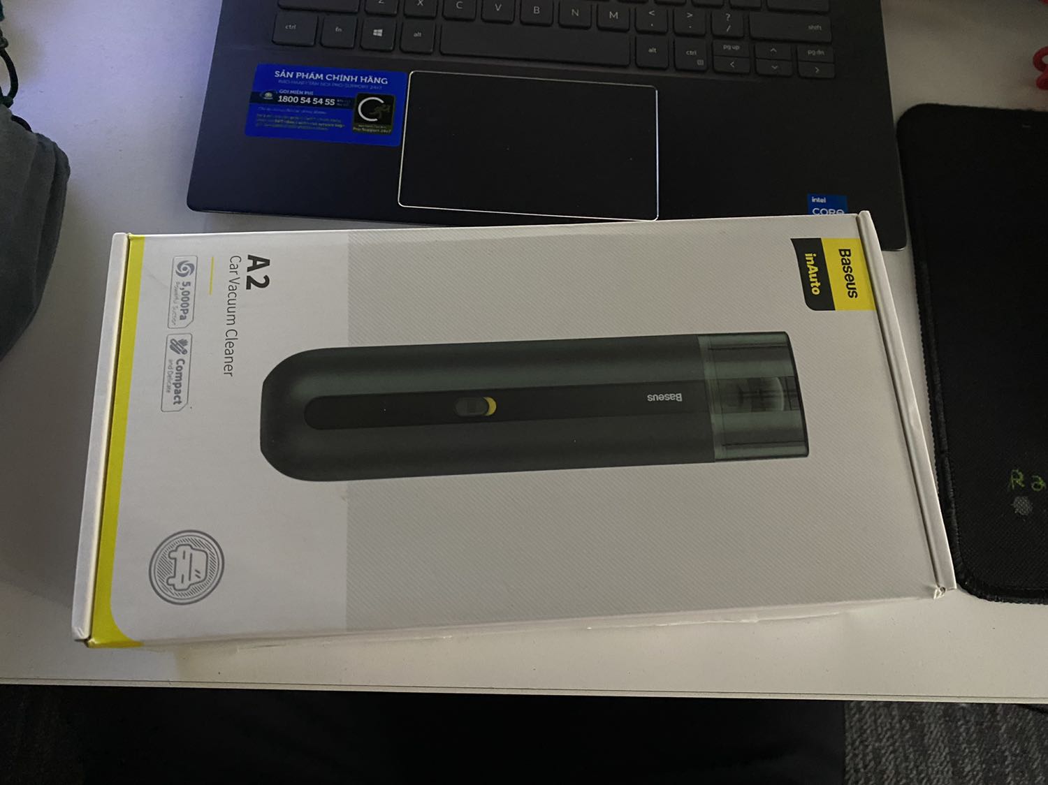 Máy nhỏ gọn, lực hút khá tốt, đẹp, êm