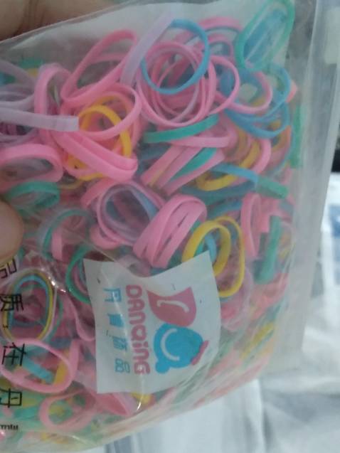 Độ co giãn tốt, màu sắc phù hợp, dễ dùng, nếu không khuyến mãi giá hơi mắc xíu, còn khuyến mãi thì ok