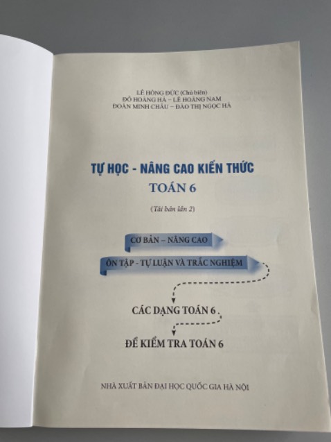 Sách đẹp, chất lượng in rất tốt. Hi vọng nội dung cũng tốt.