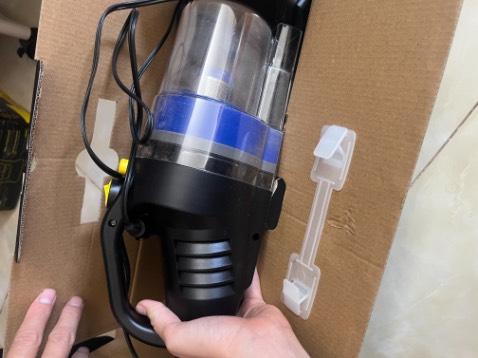 Ông ck mình mong ngóng từng ngày 1. Sản phẩm tốt, độ ồn thấp, mua cục chuyển đổi hút dc cả ga giường. Trọn bộ của nhà michelin. Đắt sắt ra miếng.