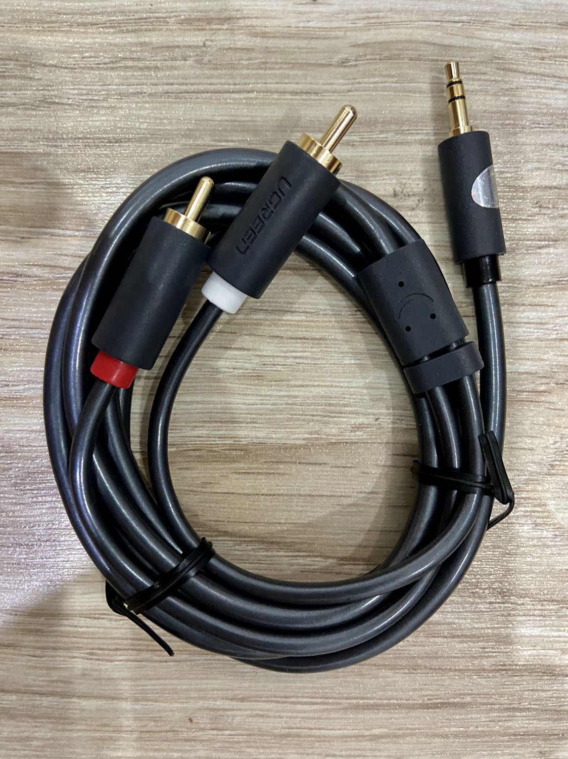 Giao hàng đúng hẹn. Đóng gói cẩn thận.
Dây đẹp nhưng chất lượng và cường độ sao ko cao hơn dây tầm thường nhất.