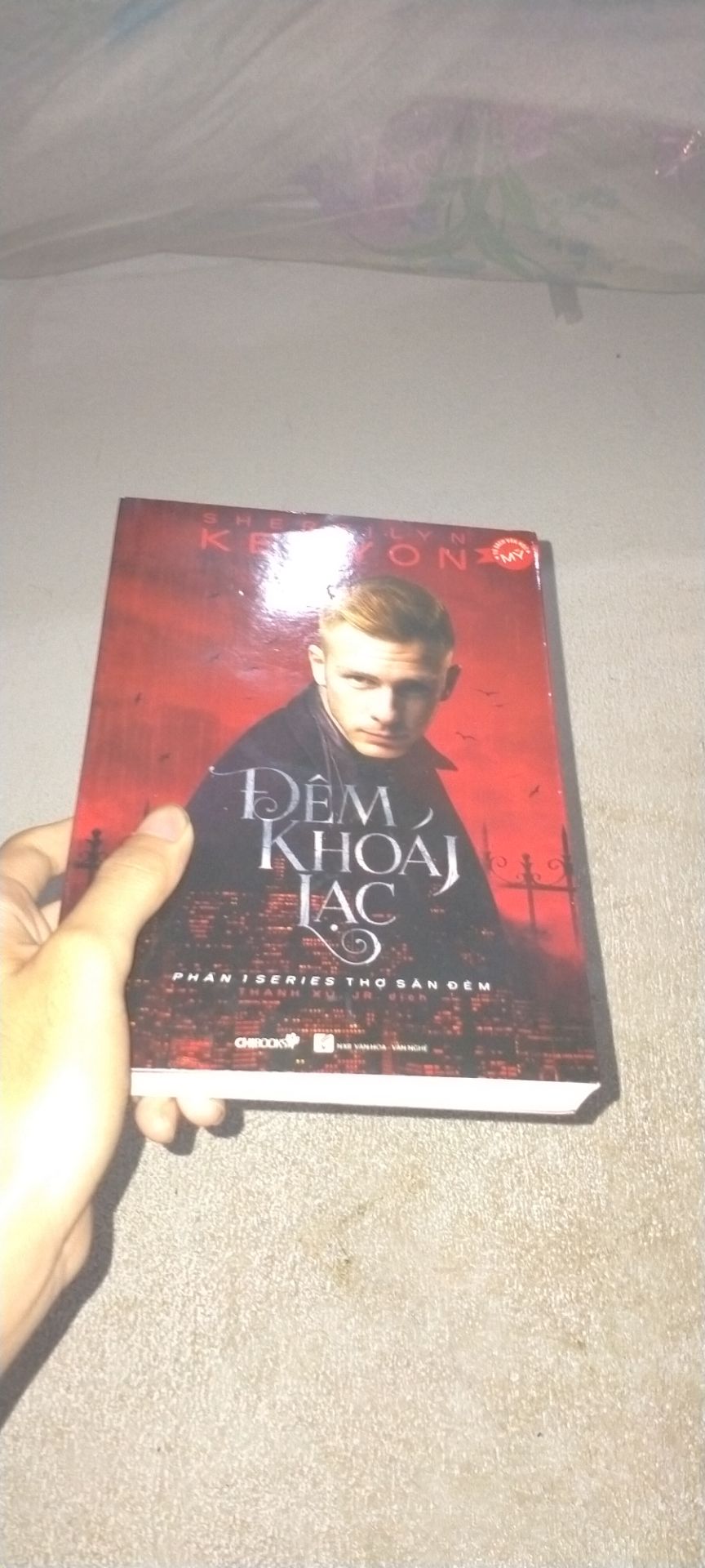 giao hàng rất tốt shipeer thân thiện sách không bị hư hại
về phần nội dung thấy khá ổn sẽ ráng mua full bộ