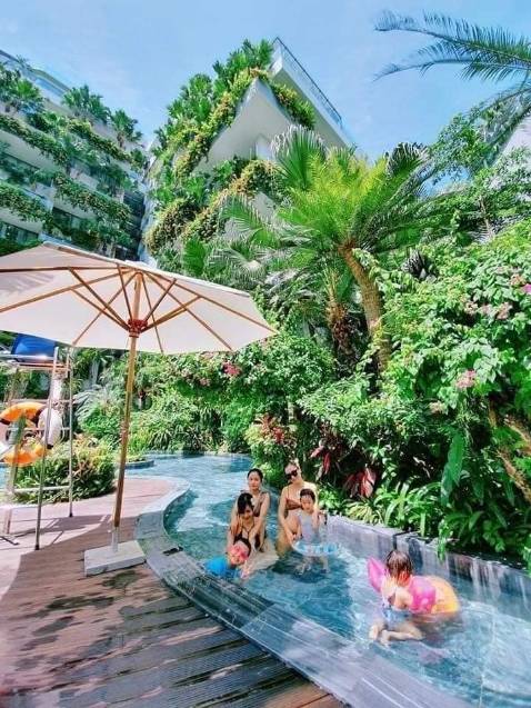 Giao hàng nhanh đóng gói sản phẩm cẩn thận