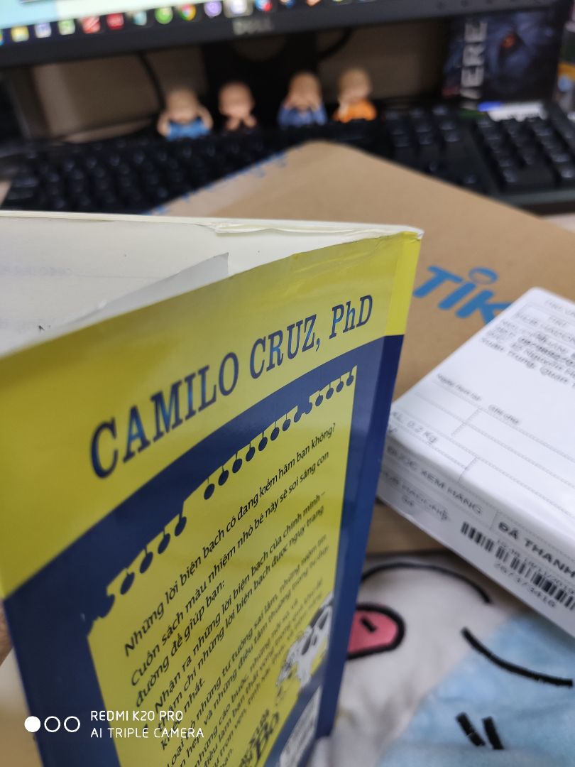 Mua hàng Tiki bao lâu nay đều rất ưng, mà hnay thất vọng quá, sách quá cũ, thậm chí còn bị nhàu rách, không hiểu nổi nhìn quyển sách như vậy mà vẫn đóng gói gửi cho khách hàng đc??? Các bạn nghĩ mấy chục nghìn thì k đáng để nhận quyển sách tử tế hay sao ạ?