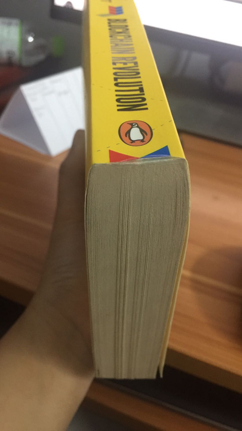 Chưa đọc sách nhưng nhìn bìa sách giao đến quá thất vọng. Sách nhìn quá cũ, như hàng second hand