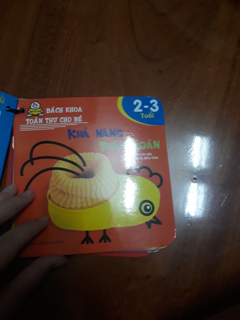 sản phẩm rất tốt, nhưng nếu ba mẹ mua thêm các con vật và nhũng vật dụng để minh họa thì bé sẽ dễ hiểu hơn.