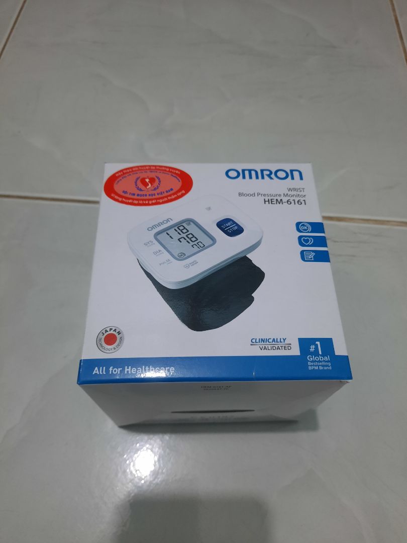 Hàng chính hãng, chất lượng và có bảo hành, dễ sử dụng dành cho người lớn tuổi. nhưng giao hàng sớm hơn thời gian dự kiến nên không chủ động để nhận hàng gây khó khăn trong công việc. không hài lòng về giao hàng lắm.