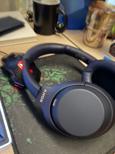 Nguyên seal ko móp méo . Giao hàng còn phải có code mới được lấy . Rất an toàn
Mua hàng giá cao tại tiki phải nói là an toàn và an tâm. Ủng hộ dài