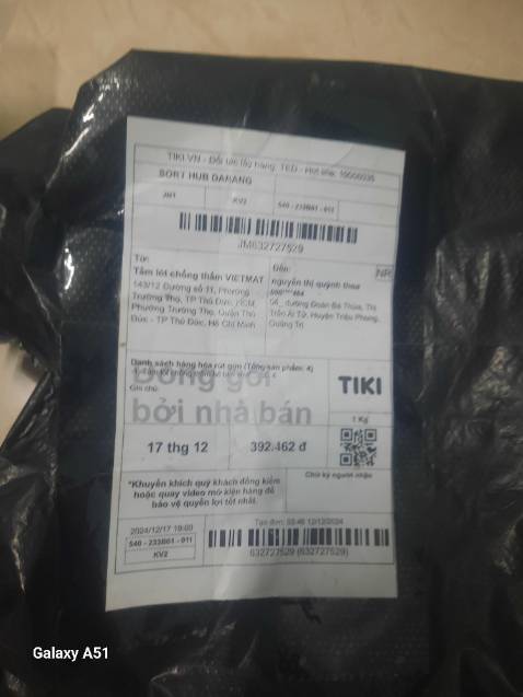 Tôi mua 4 tấm giá 392.000 nhưng lúc giao chỉ có 1 tấm. Tôi chủ quan không kiểm tra, đến khi người giao hàng đi rồi, tôi mở ra mới biết. Xin hỏi shop làm ăn kiểu gì vậy