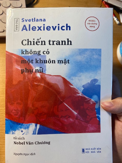 Tiki giao hàng nhanh vkl luôn. Còn sách thì hay đỉnh nóc kịch trần. Cảm ơn vũ trụ đã đưa đến cho tôi cuốn sách hay thế này. Nên đọc nhé mn!!!