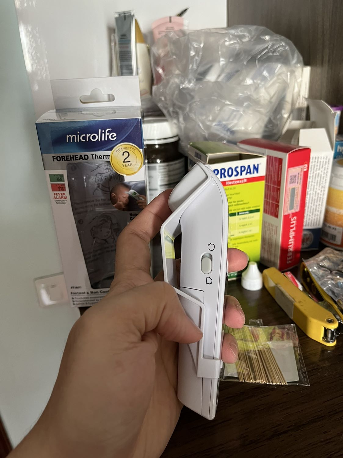 Giao hàng nhanh. Đóng gói cẩn thận và chắc chắn. Máy dùng khá ok, cảm ứng hồng ngoại nhạy. Độ bền càn thời gian kiểm chứng