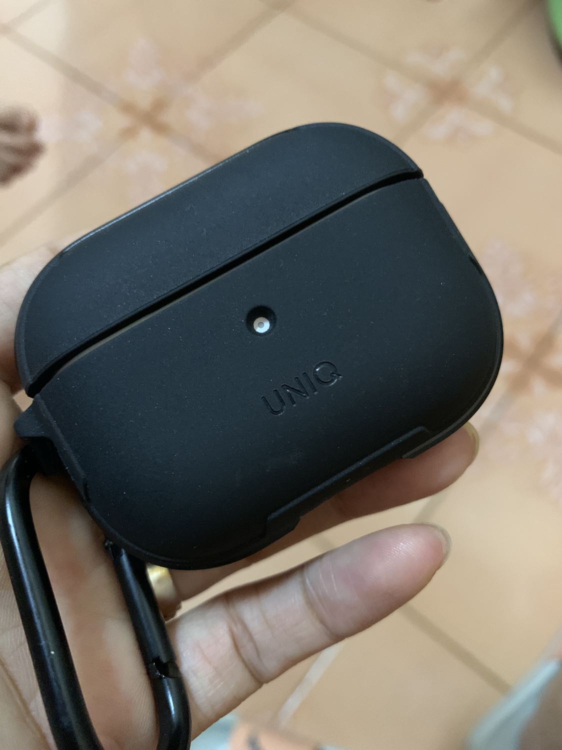 Sản phẩm đẹp ngoại hình
Cơ chế vận hành dễ dùng
Vừa đẹp với airpod Sản phẩm đẹp ngoại hình
Cơ chế vận hành dễ dùng
Vừa đẹp với airpod