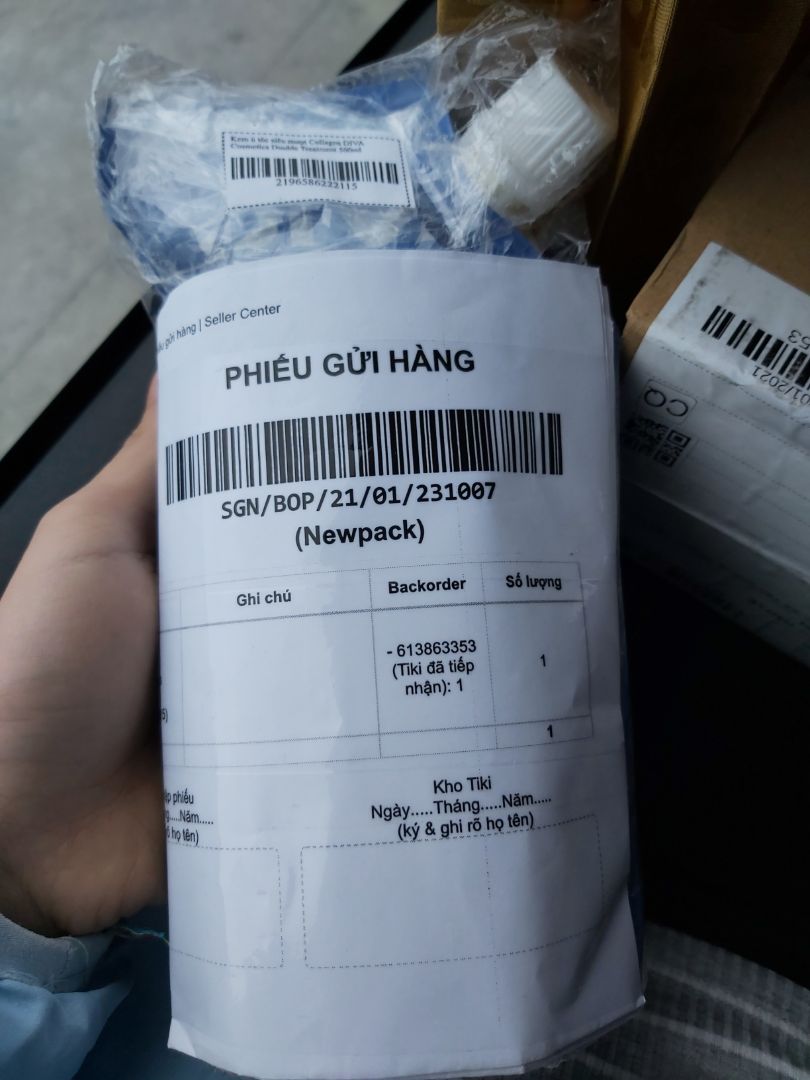 Tiki đóng hàng rất cẩn thận nha, sản phẩm này mình được bạn bè giới thiệu mua dùng và thấy rất ok Tiki đóng hàng rất cẩn thận nha, sản phẩm này mình được bạn bè giới thiệu mua dùng và thấy rất ok