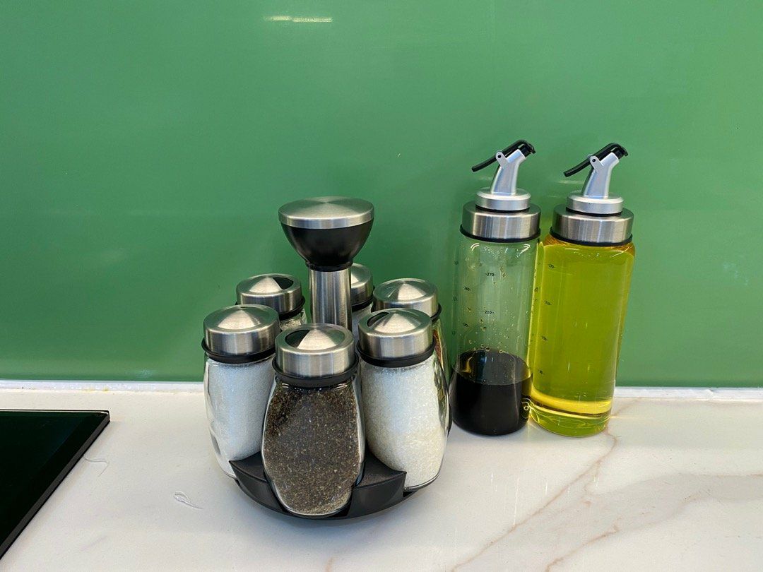 Shop giao hàng đầy đủ, đẹp, các lọ nhìn cũng sang, nên mua mn ạ