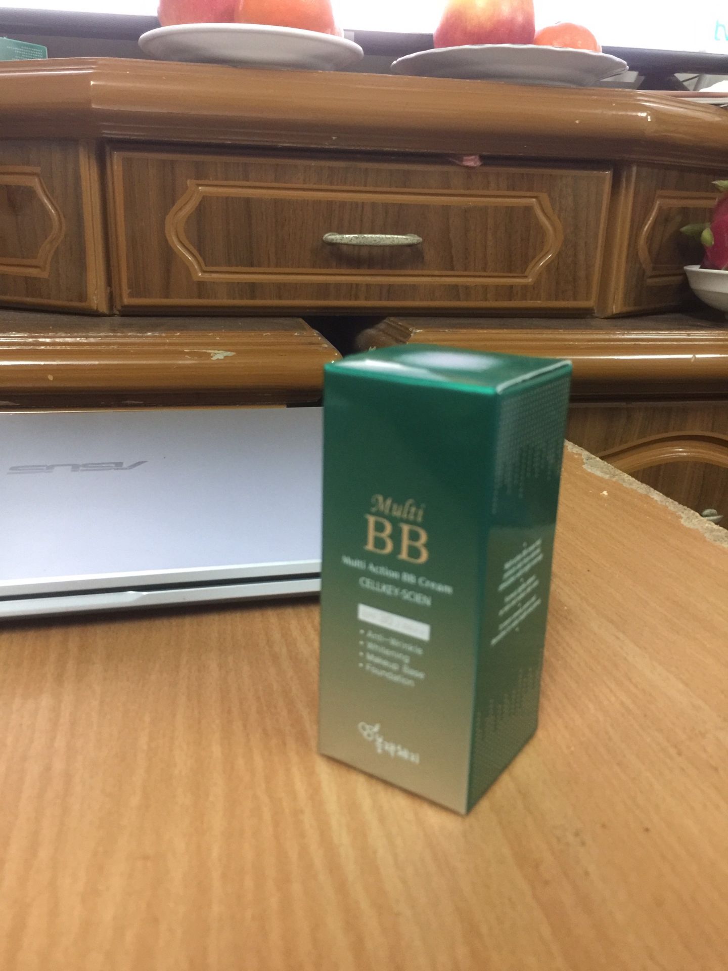 shop nhiệt tình kinh khủng, giao hàng nhanh 2 ngày đã có rồi. sản phẩm dùng thích che khuyết điểm nhìn kì diệu cực luôn ý nói chúng thích lắm luôn ưng quá nè