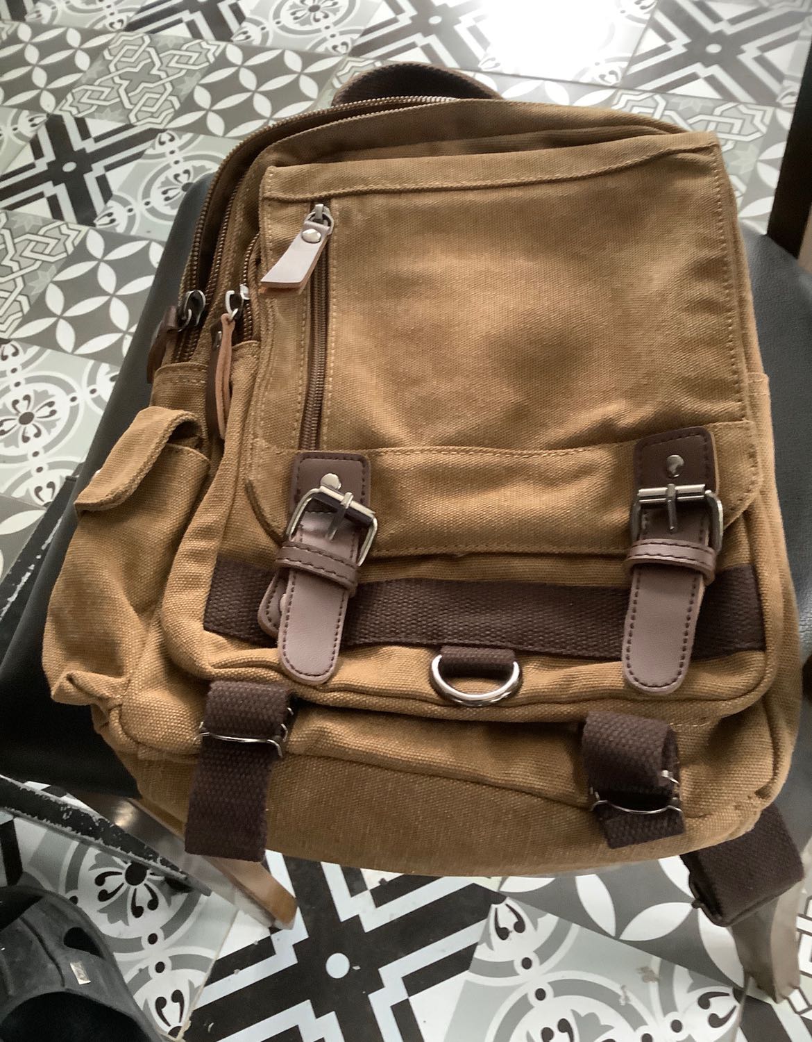 Đẹp..vải tốt, đúng là hơi mắc nhưng rất hài lòng