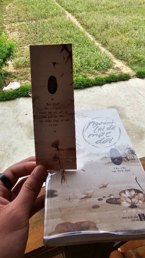 Nội dung nhẹ nhàng, khơi dậy lại hình ảnh ký ức tuổi thơ.
Các câu chuyện về khoảng thời gian đã đi qua rất cảm động