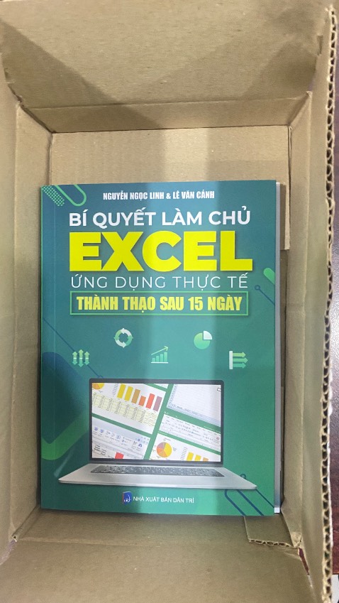 Tuy hơi lâu, nhưng đóng gói cẩn thận, sách mới, rất hữu ích cho kiến thức tin học