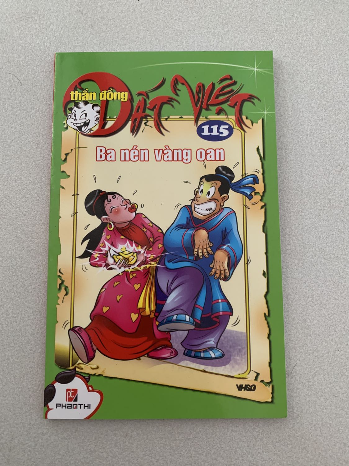 Thần Đồng Đất Việt là bộ sách rất nên mua cho các bé đọc để thoả mãn sự tò mò và khuyến khích các bé tìm tòi, khám phá! Bộ sách thuần Việt nên có trong tủ sách gia đình, phù hợp mọi lứa tuổi ^^