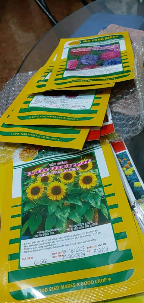 Giao hàng nhanh. Mẫu mã gởi đẹp. Chưa rỏ chất lượng hạt giống trồng như thế nào.