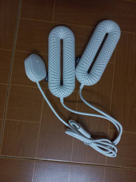 Shop k làm việc t7 cn thì phải nên không giao hàng ngay, nhưng vẫn hài lòng vì giao đúng lịch, sp đẹp, chắc chắn