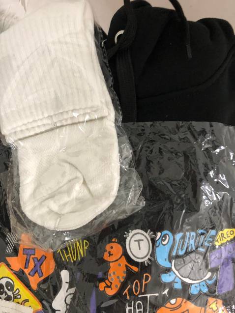 Đã nhận áo đủ quà rất hài lòng