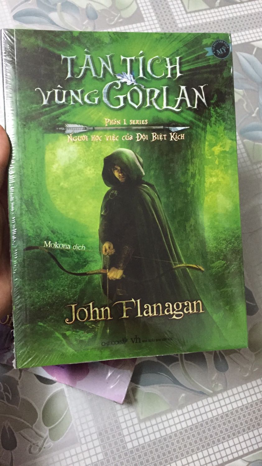 Tốc độ giao hàng của tiki thì k cần phải nói nhanh hơn dự kiến còn sách đến vẫn còn màng bọc không bị dập hay gì còn về nội dung thì mình chưa đọc nên k ý kiến