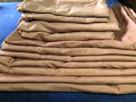 Hàng đã nhận , cảm nhận vải mềm nhẹ, chưa sử dụng nên chưa biết 
Hàng mua 9 cái áo gối khổ 35x70 nhưng nhận chỉ 7 cái , phải chăng nhà sản xuất muốn tối đa hóa lợi nhuận hay khẳng định giá trị thương hiệu bằng 2 cái áo gối rẻ tiền . Thật sự khó khăn để tìm được người làm ăn có uy tín và biết tôn trọng khách hàng , thật tệ hại