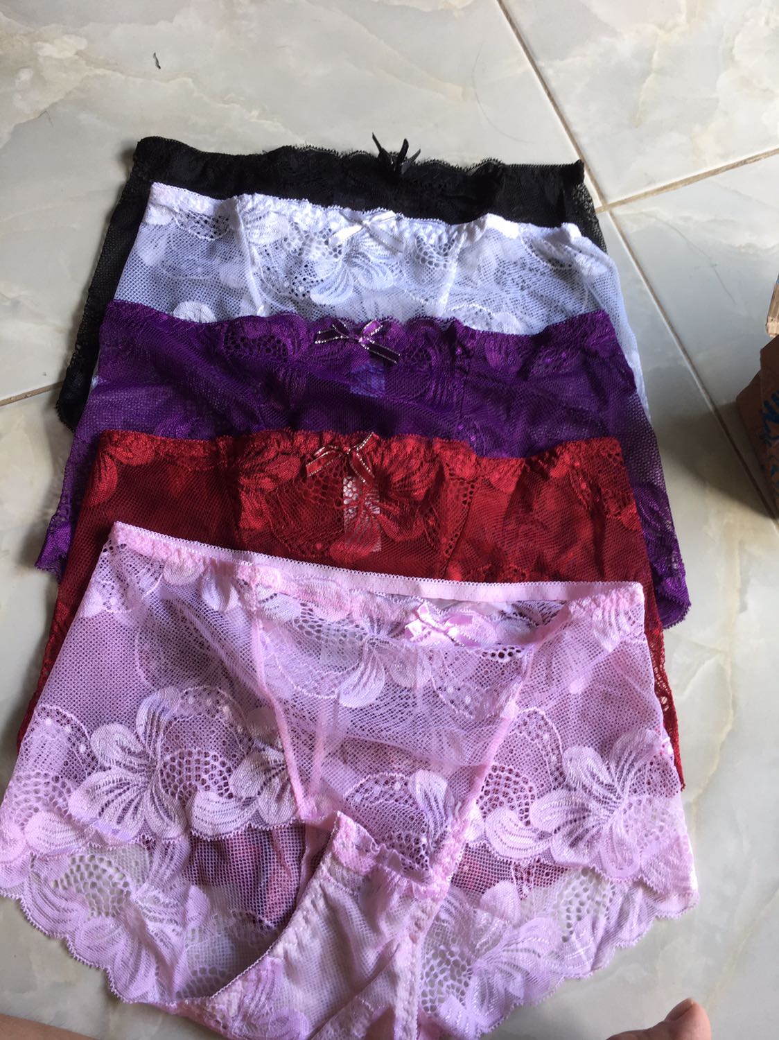 Hàng rất ok. Nhưng vì dịch mà mất mấy tháng mới nhận đc hàng hic