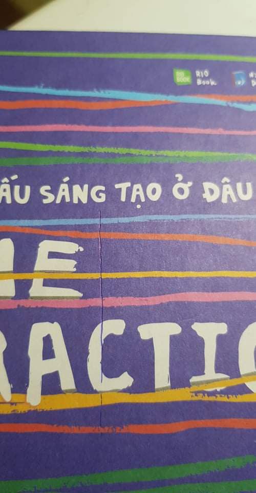 Mua quyển sách gần 300 mà không khác gì sách cũ luôn. Seal ko có, lại còn có vết bút bi trên bìa. Lần đầu mua sách trên Tiki, cứ tưởng uy tín. Thế mà...thất vọng!!!!! Sẽ không baoh mua lại nữa.