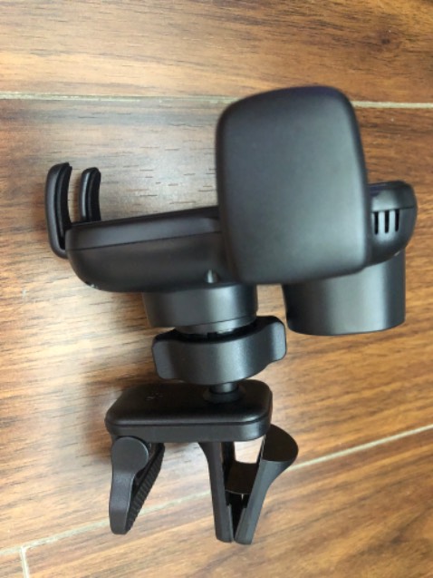 Cứng cáp siết chặt điện thoại, cảm ứng xịn , tiền nào của nấy đáng đồng tiền bát gạo