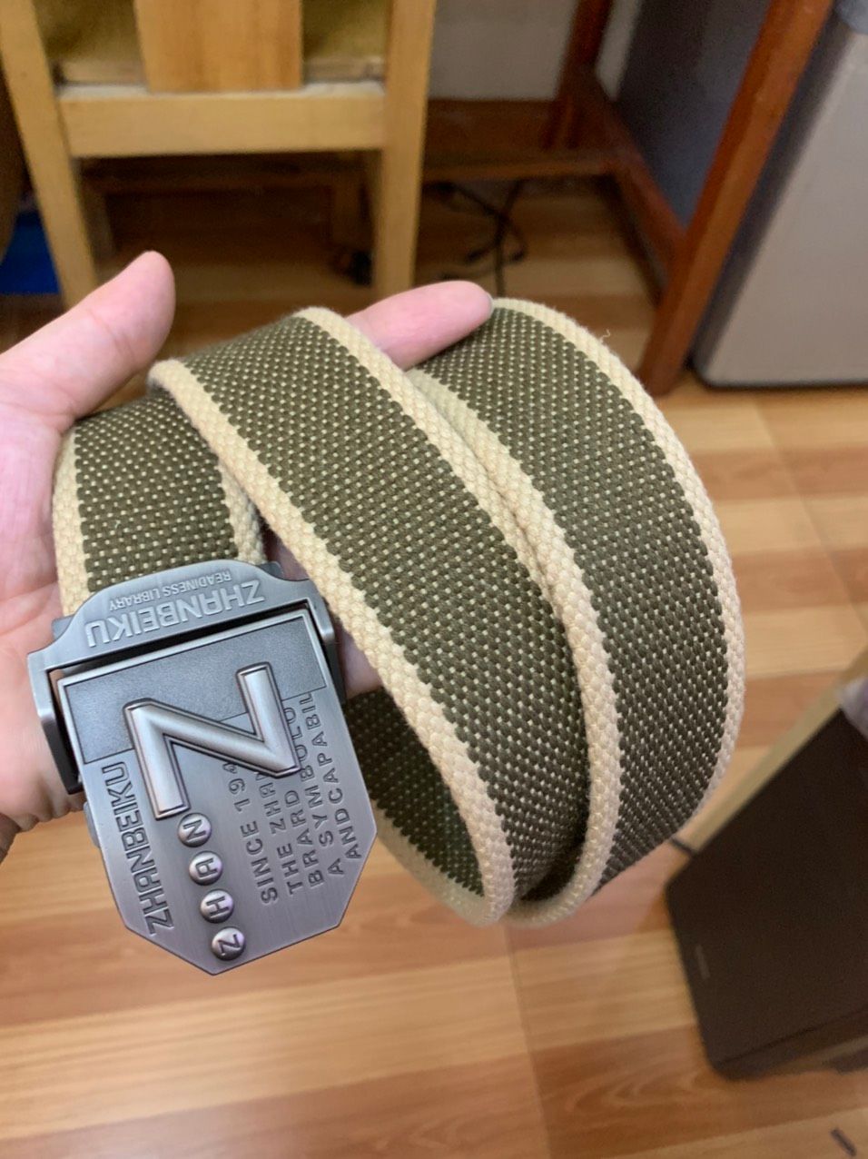 sản phẩm đẹp, chất cũng khá OK,shop giao hàng nhanh sản phẩm đẹp, chất cũng khá OK,shop giao hàng nhanh