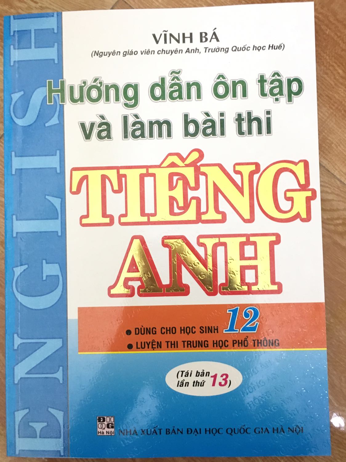 nói chung khá ổn nhưng do vận chuyển hộp bị móp mép hơi xấu xí :(( and nội dung chưa rõ chưa sứt mẻ gì vào sách.