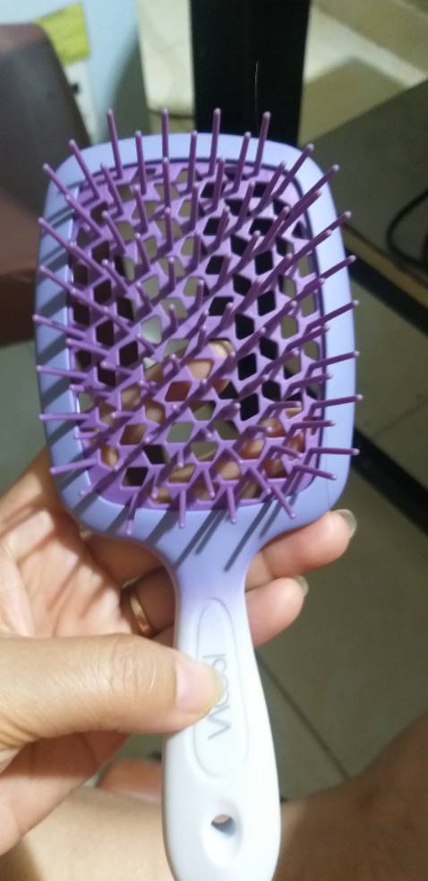 Chải rất tốt, kko đau da đầu