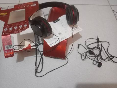 Sản phẩm mỏng manh, không như mô tả, dùng tạm, nghe được , / tiền nào của đó Sản phẩm mỏng manh, không như mô tả, dùng tạm, nghe được , / tiền nào của đó