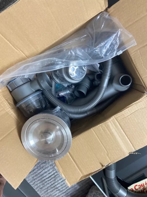 Sản phẩm chất lượng, đúng như hình , ống rất cứng ,giao hàng nhanh , thoát nước tốt , ngăn mùi , đáng tiền nên mua. Đúng loại mình cân tìm luôn.