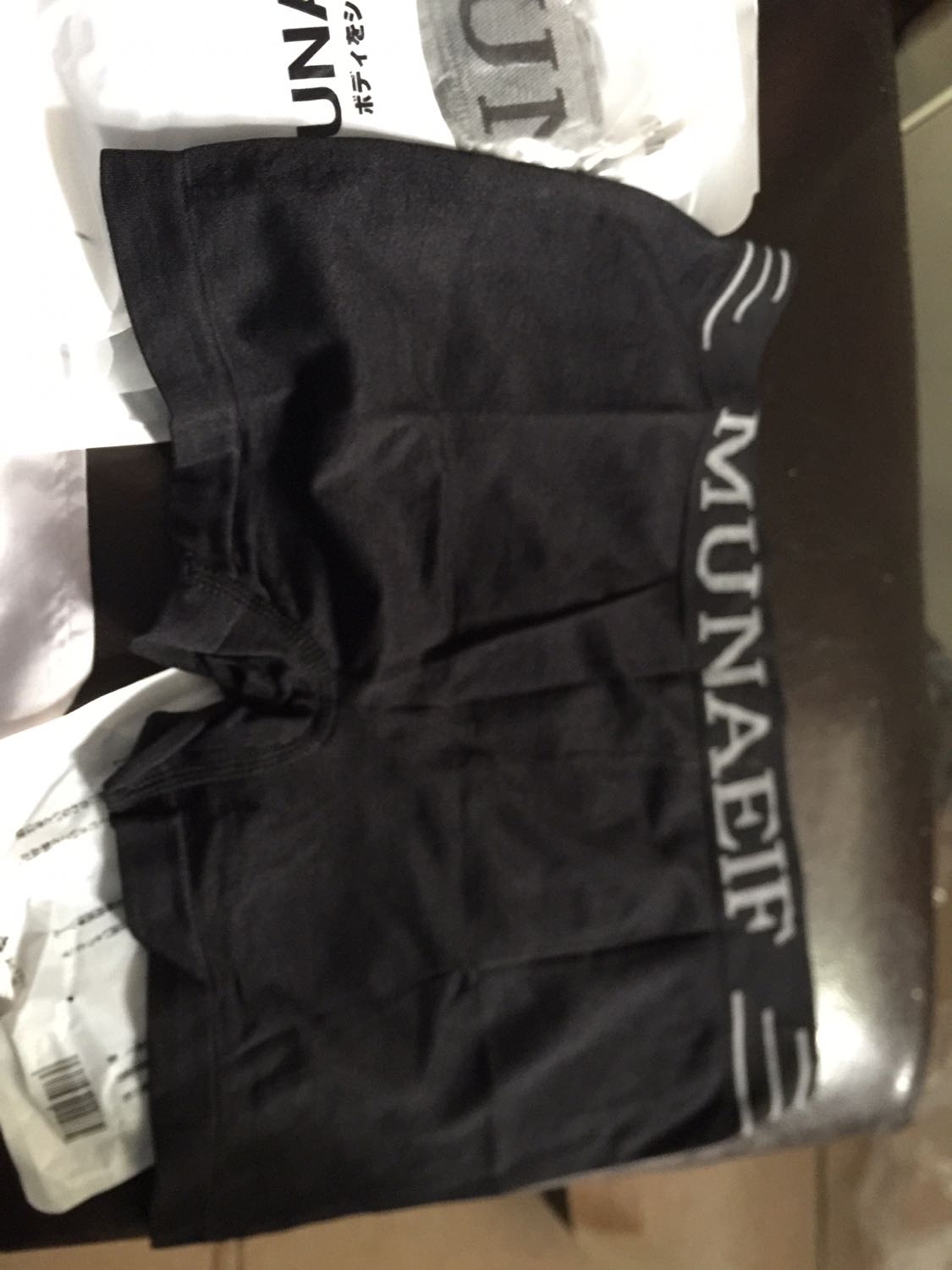 Giao cực nhanh, chủ nhật order thì sáng thứ hai đã nhận được rồi.
Chuyên nghiệp quá đấy shop ạ.
Chúc các bạn làm ăn tấn tới và luôn nhanh gọn lẹ như vậy nhé ạ.
1000 sao mà vote được cũng cho nữa.